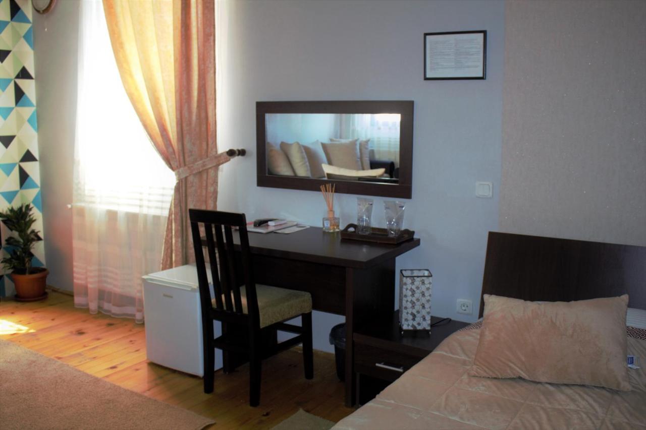 Garni Hotel City Kruševac Exteriör bild