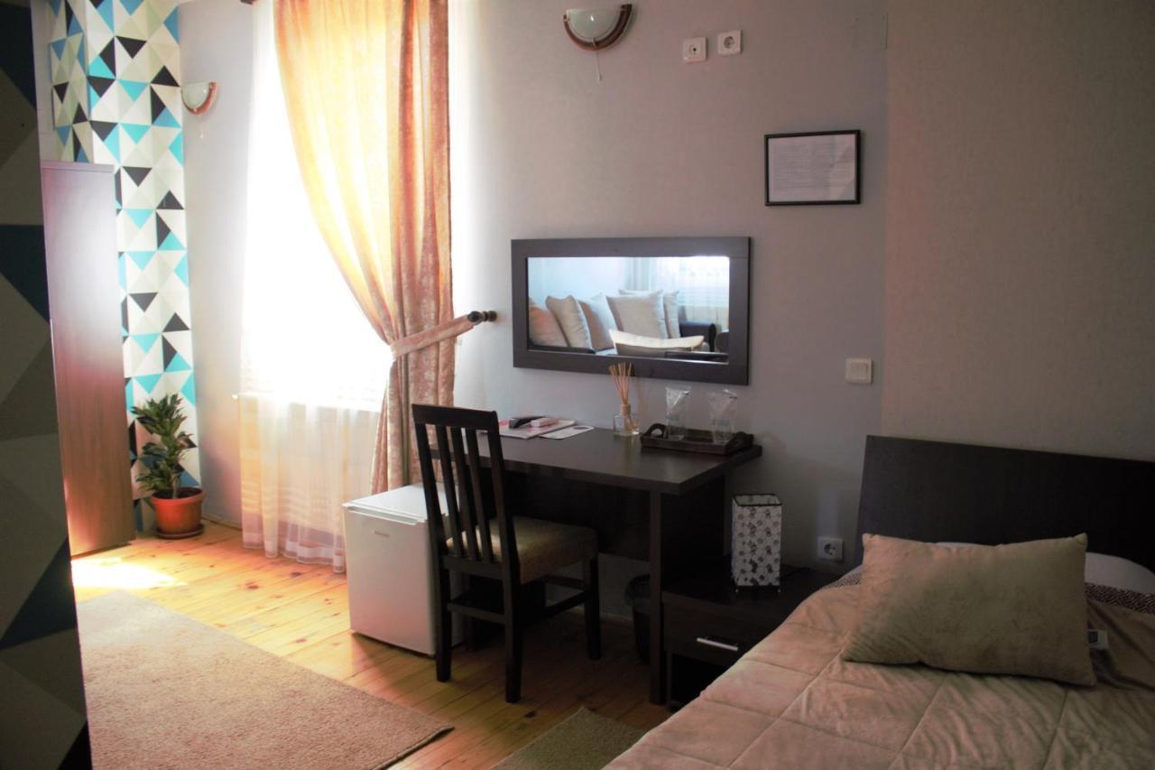 Garni Hotel City Kruševac Exteriör bild