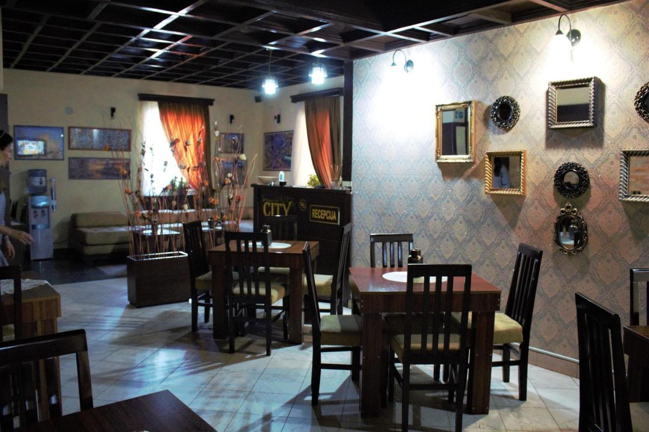 Garni Hotel City Kruševac Exteriör bild