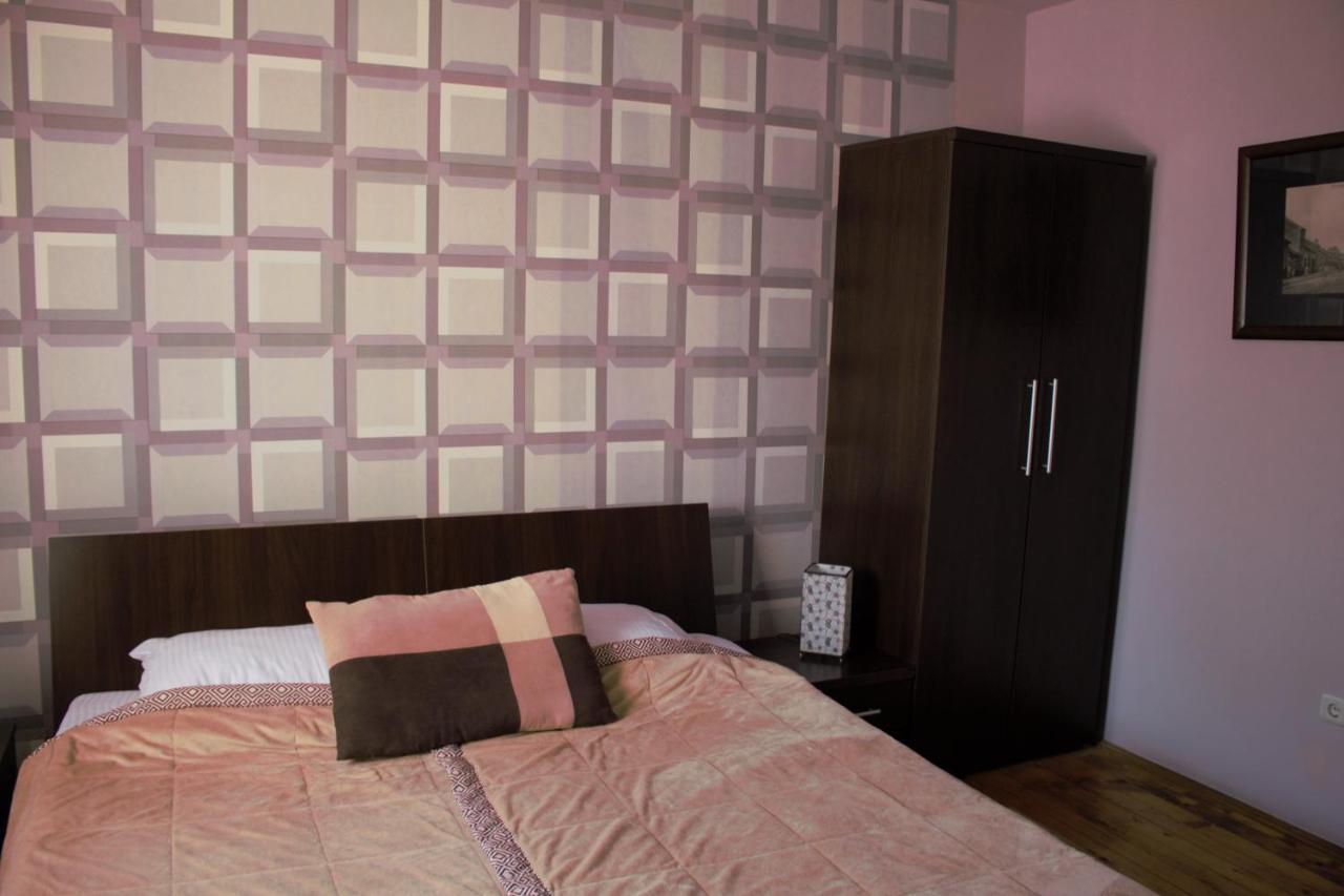 Garni Hotel City Kruševac Exteriör bild