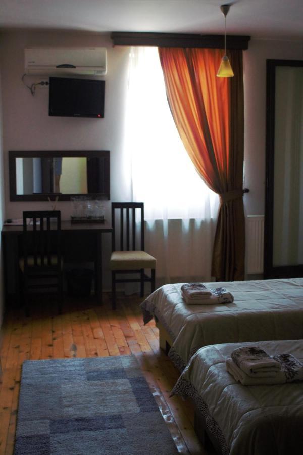 Garni Hotel City Kruševac Exteriör bild