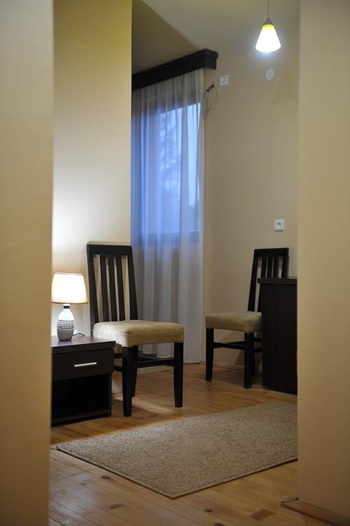 Garni Hotel City Kruševac Exteriör bild
