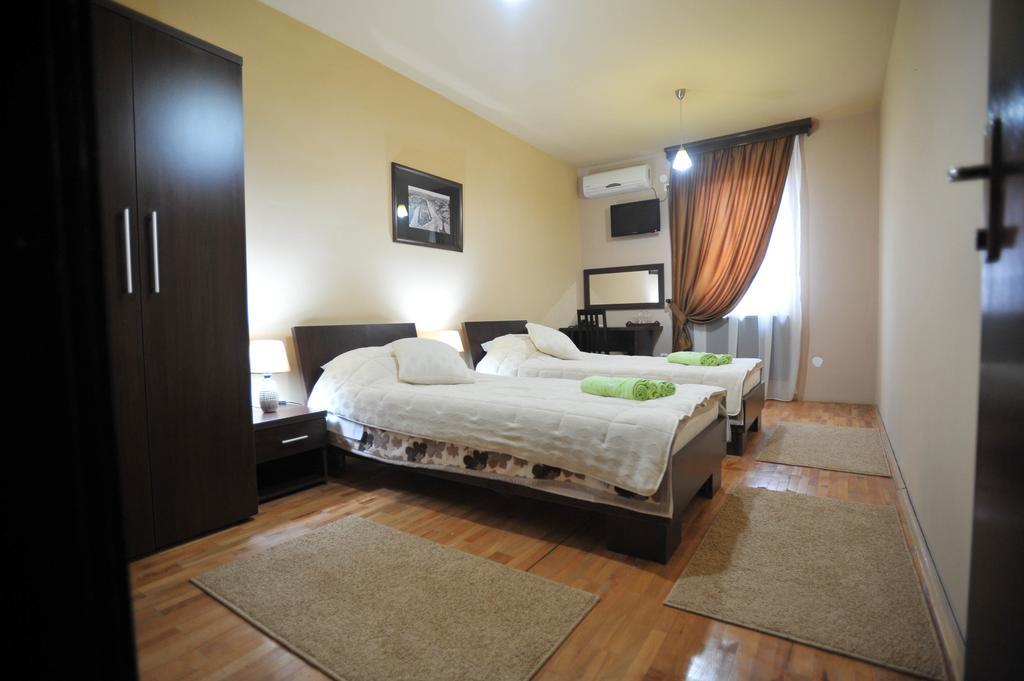 Garni Hotel City Kruševac Rum bild