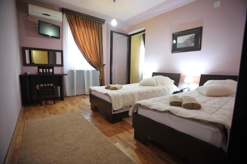 Garni Hotel City Kruševac Rum bild
